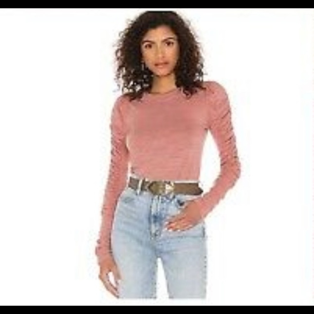 307 NWT Free People Longsleeved Top. SzM